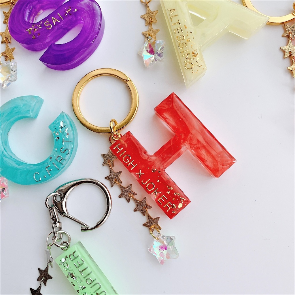 ユニットイニシャルキーホルダー