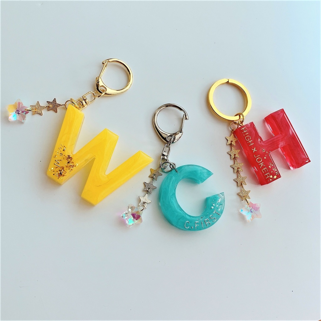 ユニットイニシャルキーホルダー