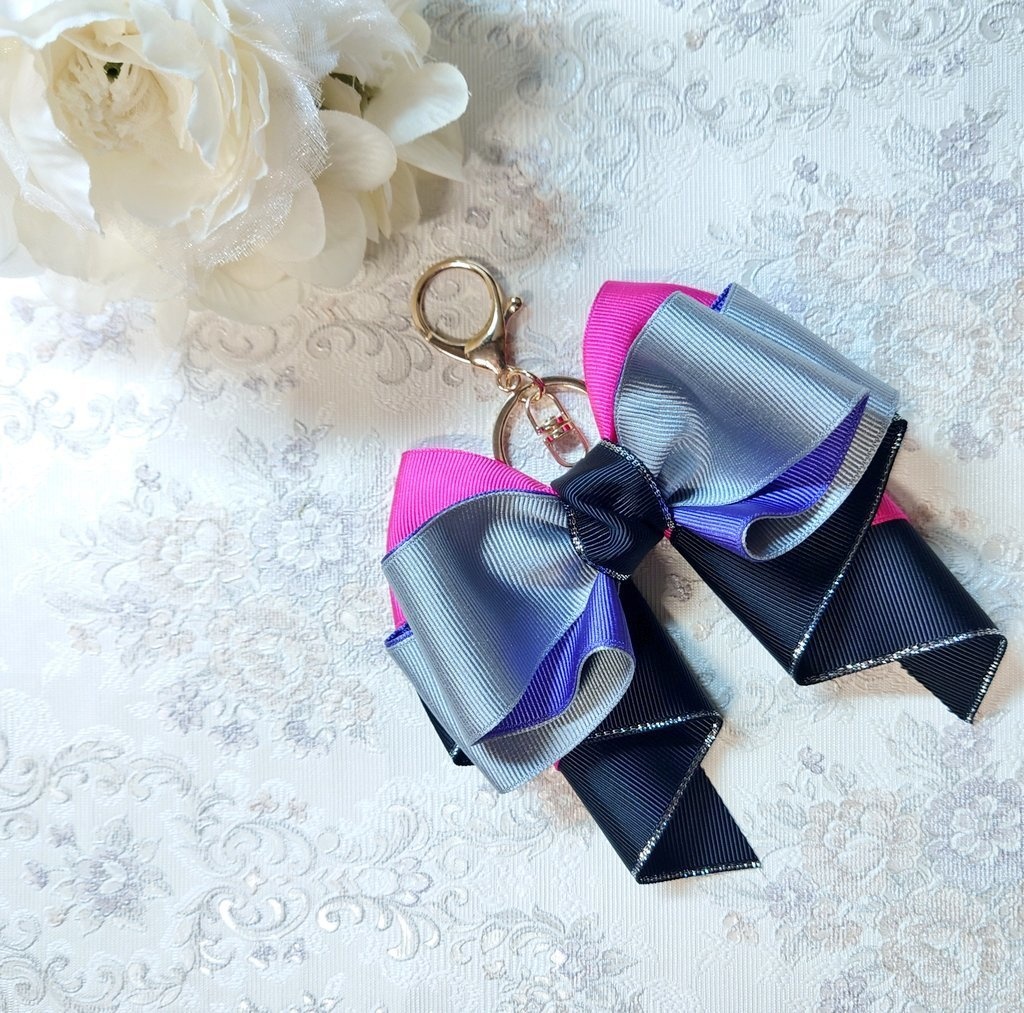 にじさんじ イメージリボン♡ 推し活リボンチャーム(バッグチャーム・ヘアアクセサリー)ライブ/舞台/イベントに