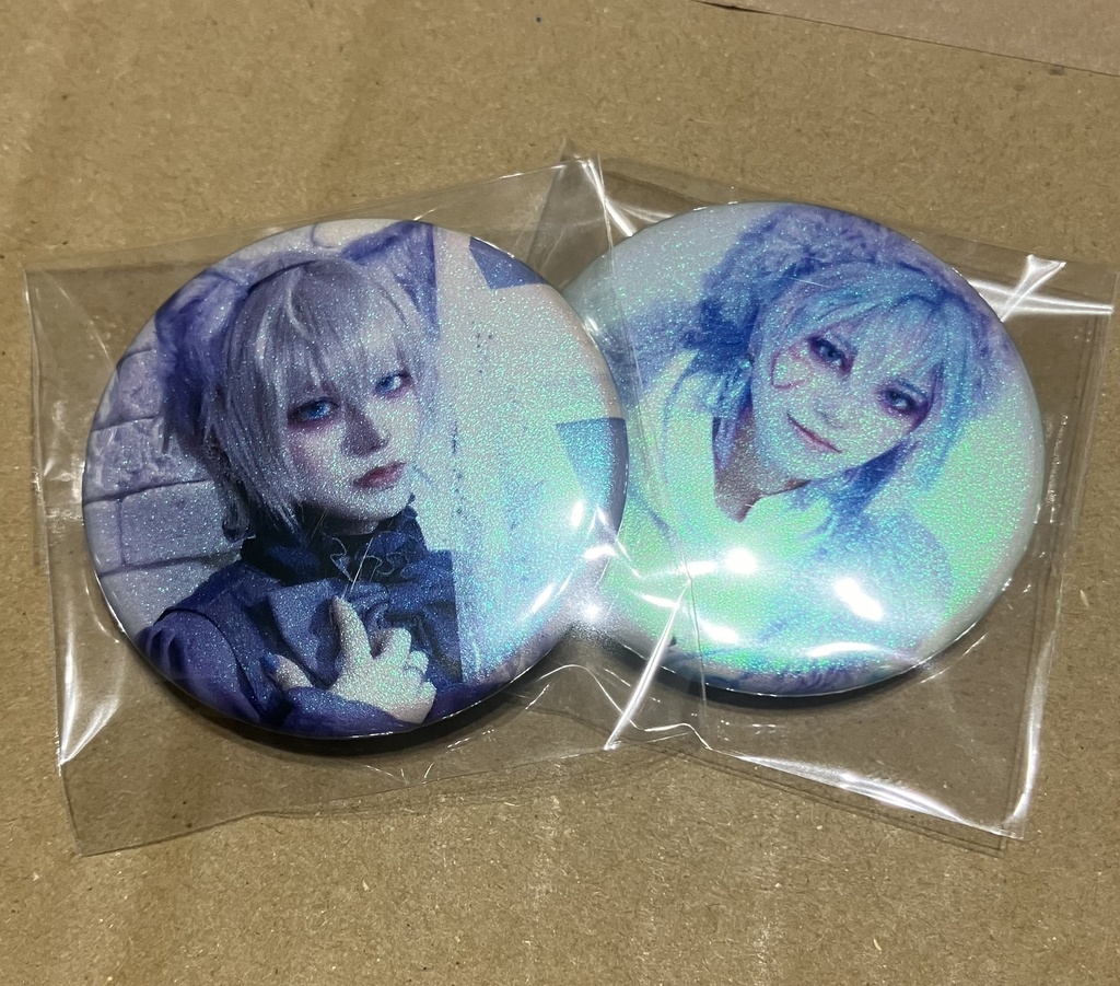 オーロラ缶バッジ2個セット