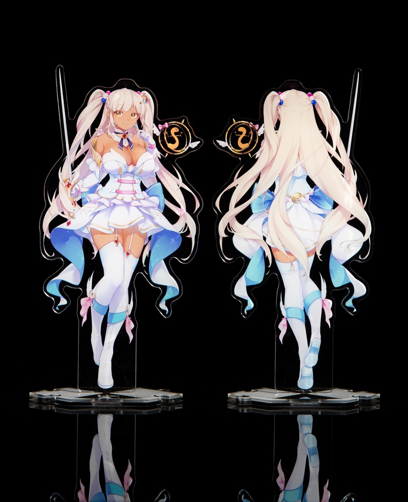 【holo live】Blade of Light and Shadow アクリルフィギュア