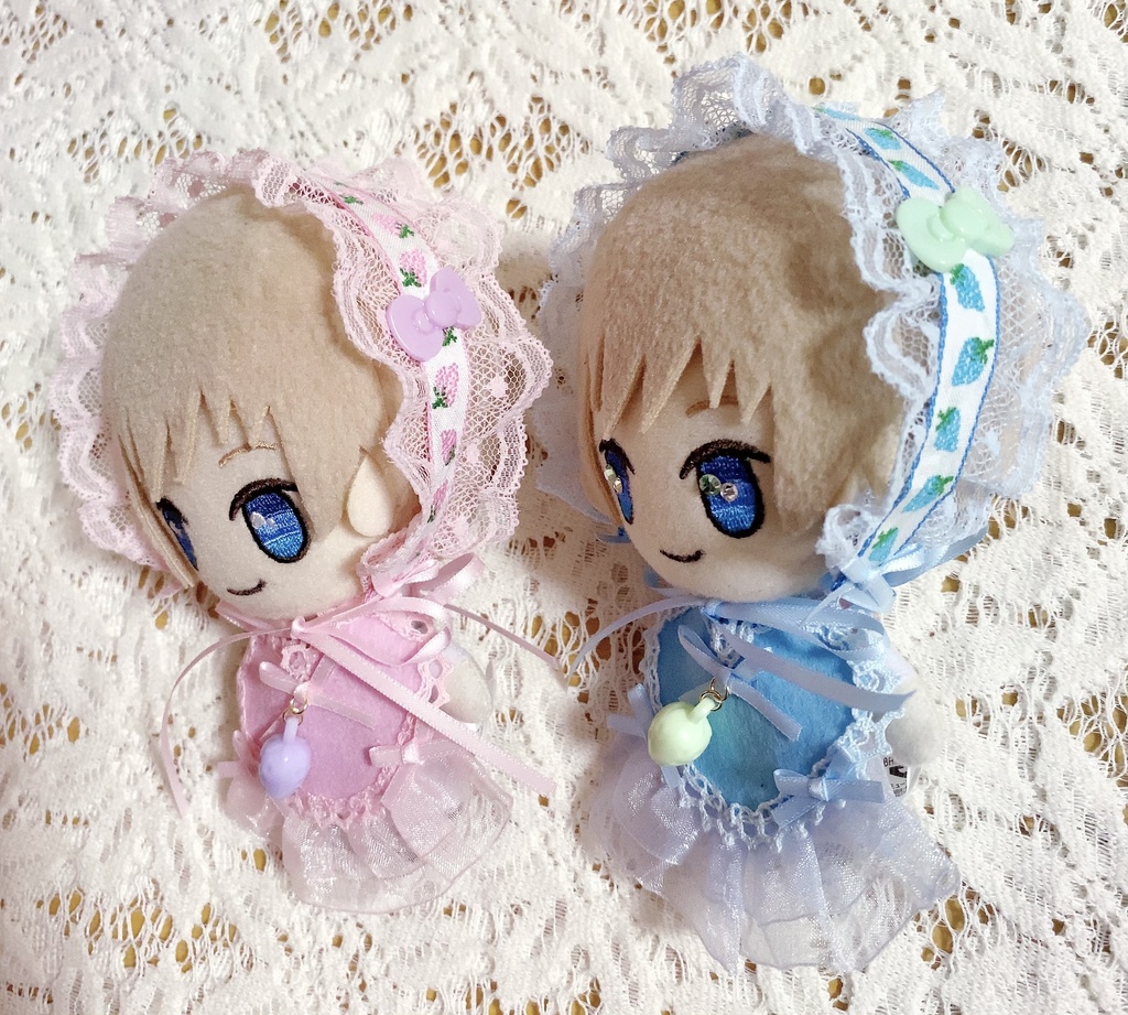 いちごのヘッドドレスとハートエプロンの いちごのかわいい妖精さんセット(再販の為パーツ変更有)