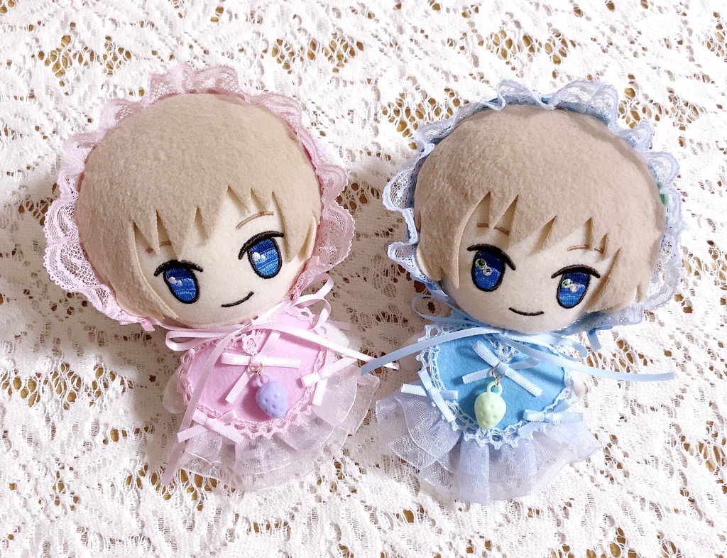 いちごのヘッドドレスとハートエプロンの いちごのかわいい妖精さんセット(再販の為パーツ変更有)