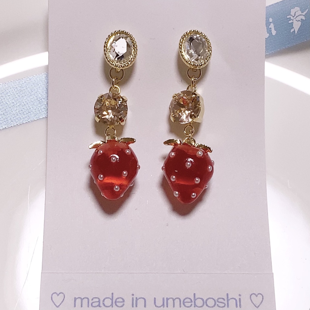 Fata dei fiori〜かわいい苺とお花の妖精さんイヤアクセサリー