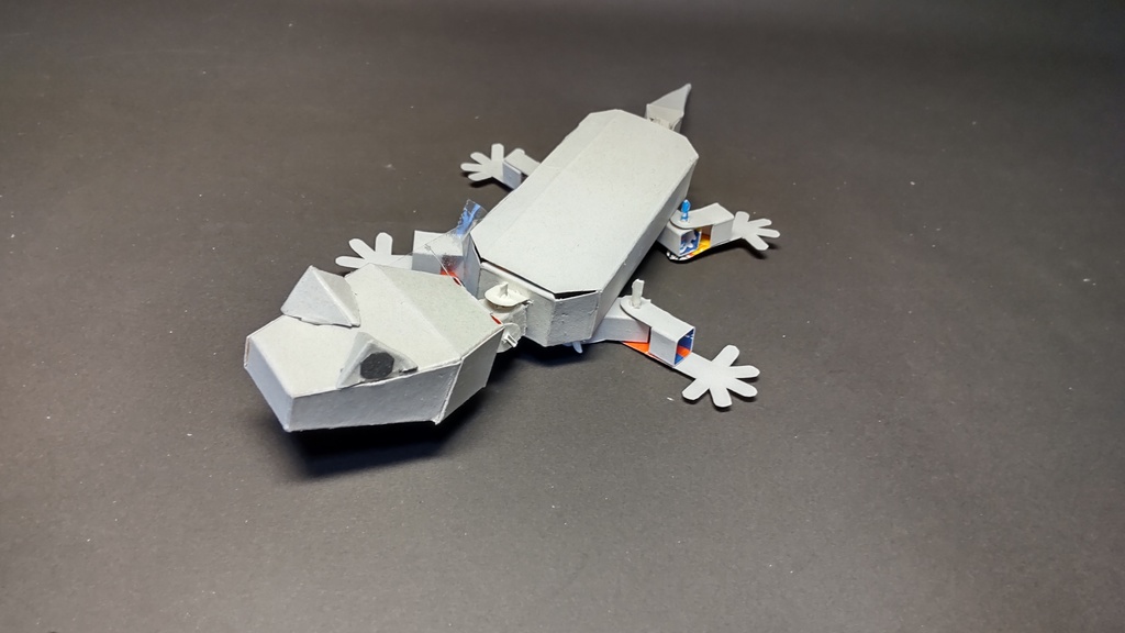 ヤモリロボット紙工作