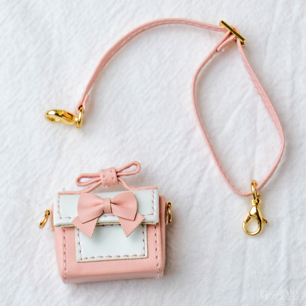 【オビツ11‧1/12ドール】 蝶ネクタイショルダーバッグ