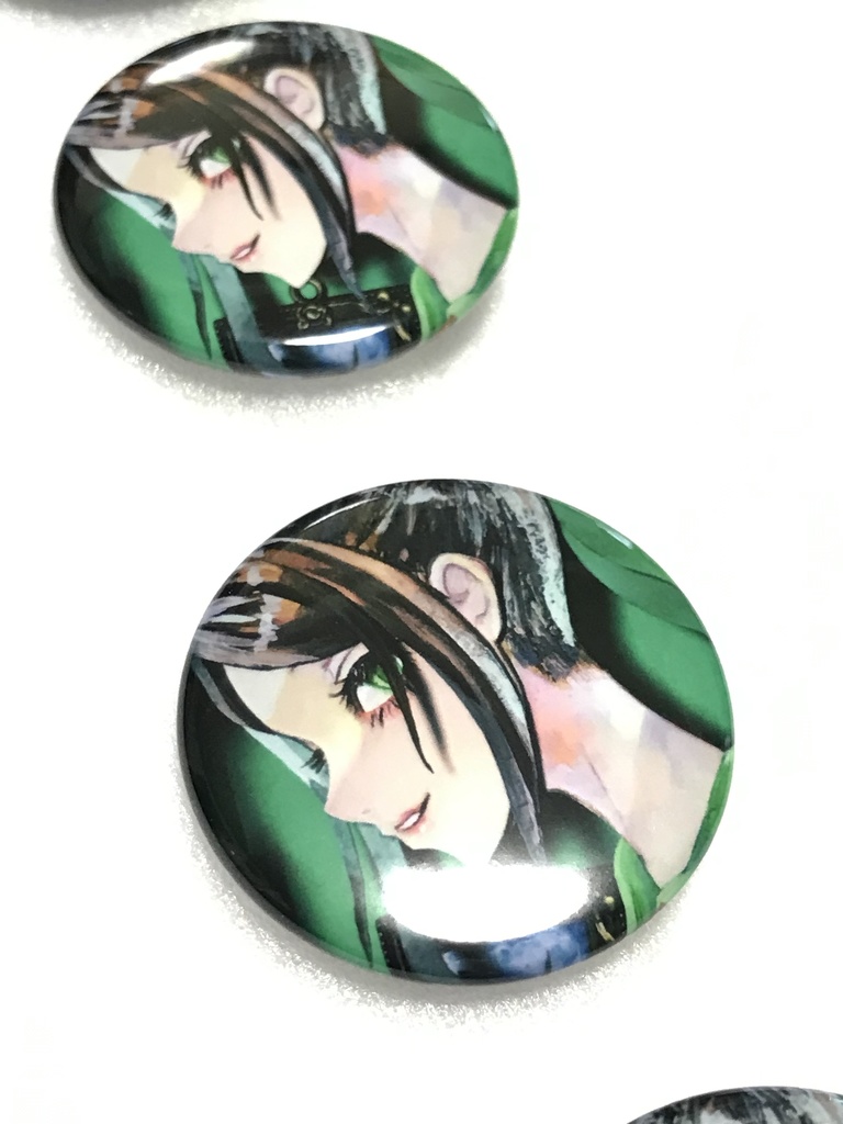 花緑青の貴婦人の缶バッジ