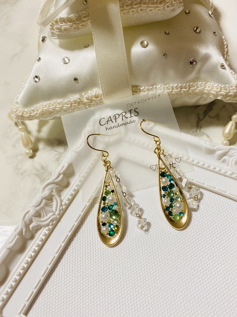 贅沢キラキラスワロ