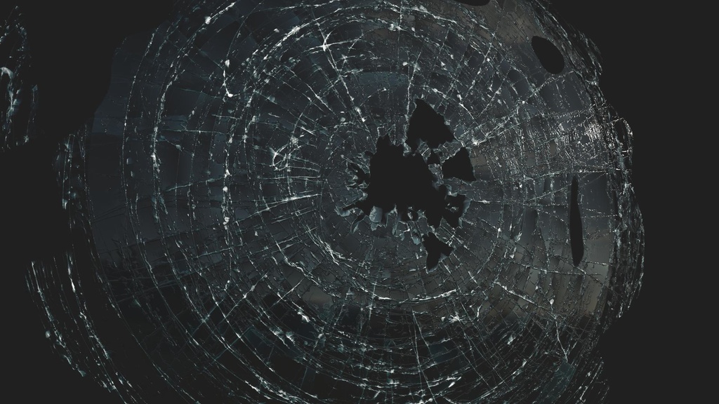 割れたガラス 【Substance】