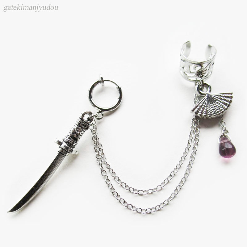 日本刀と扇◇フープイヤリング&イヤーカフス【ピアス等変更可】