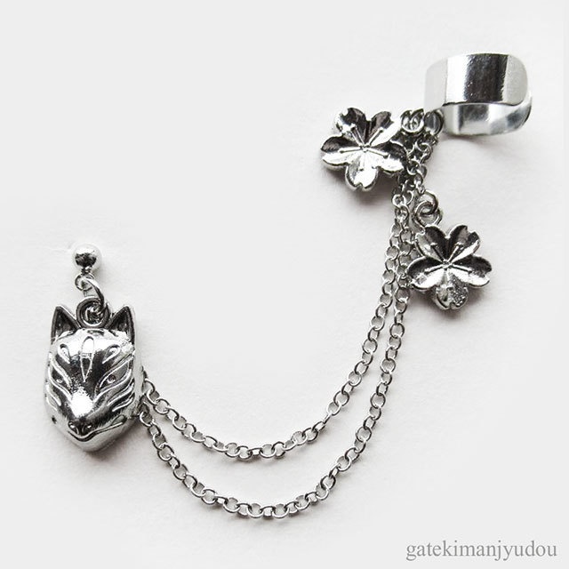 狐面×桜◇ピアス&イヤーカフス【イヤリング等パーツ変更可】