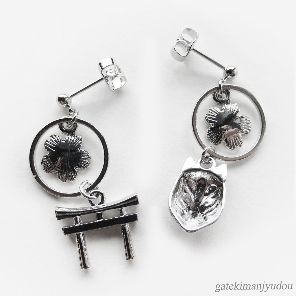 狐面×鳥居×桜ピアス【イヤリング変更可】