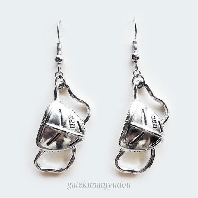 マスクピアス【イヤリング等変更可】