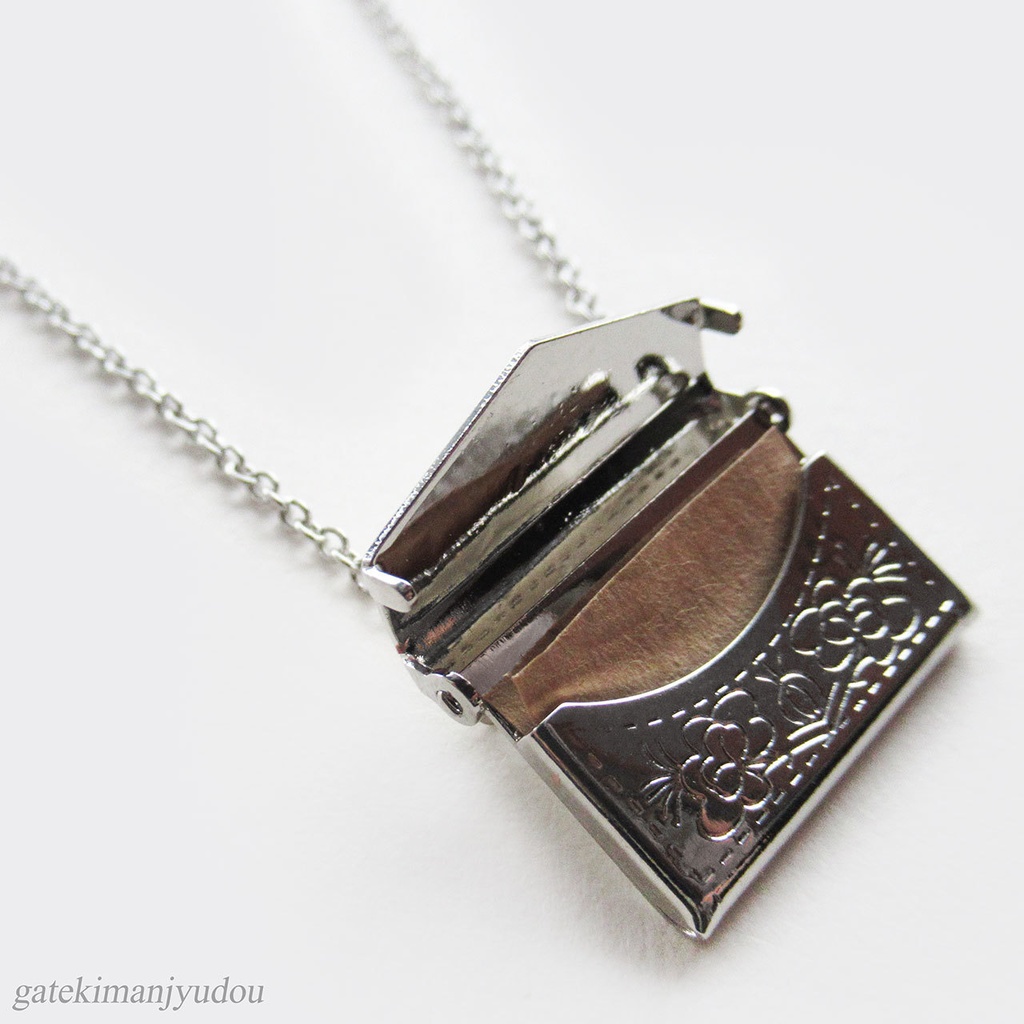 手紙のロケットペンダント【長さ変更可】