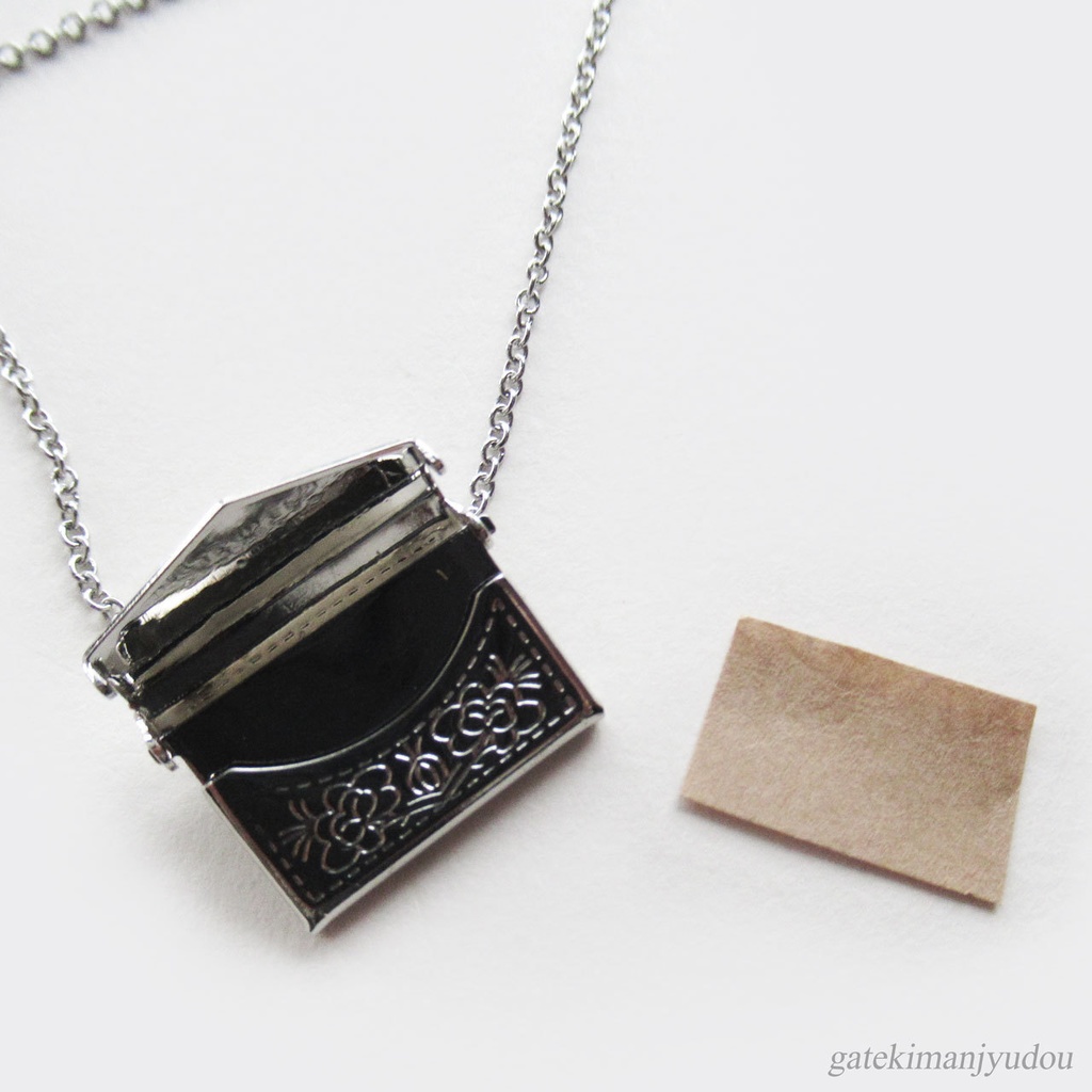 手紙のロケットペンダント【長さ変更可】