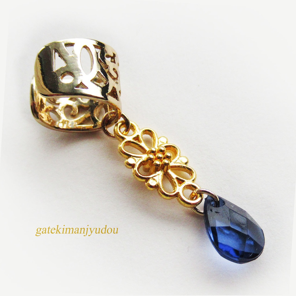 透かしイヤーカフ/ネイビー