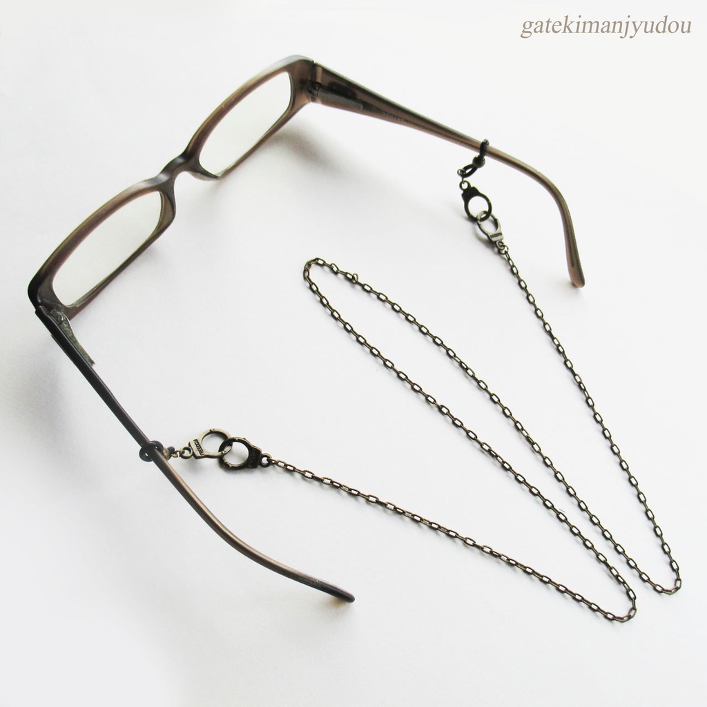 手錠のアンティーク風メガネチェーン