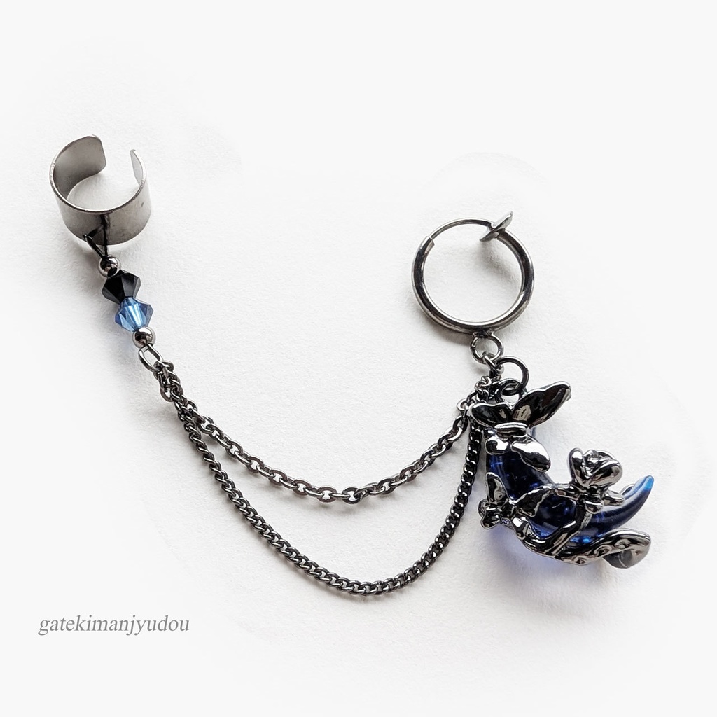 月と蝶のフープイヤリング&イヤーカフ【ピアス等変更可】