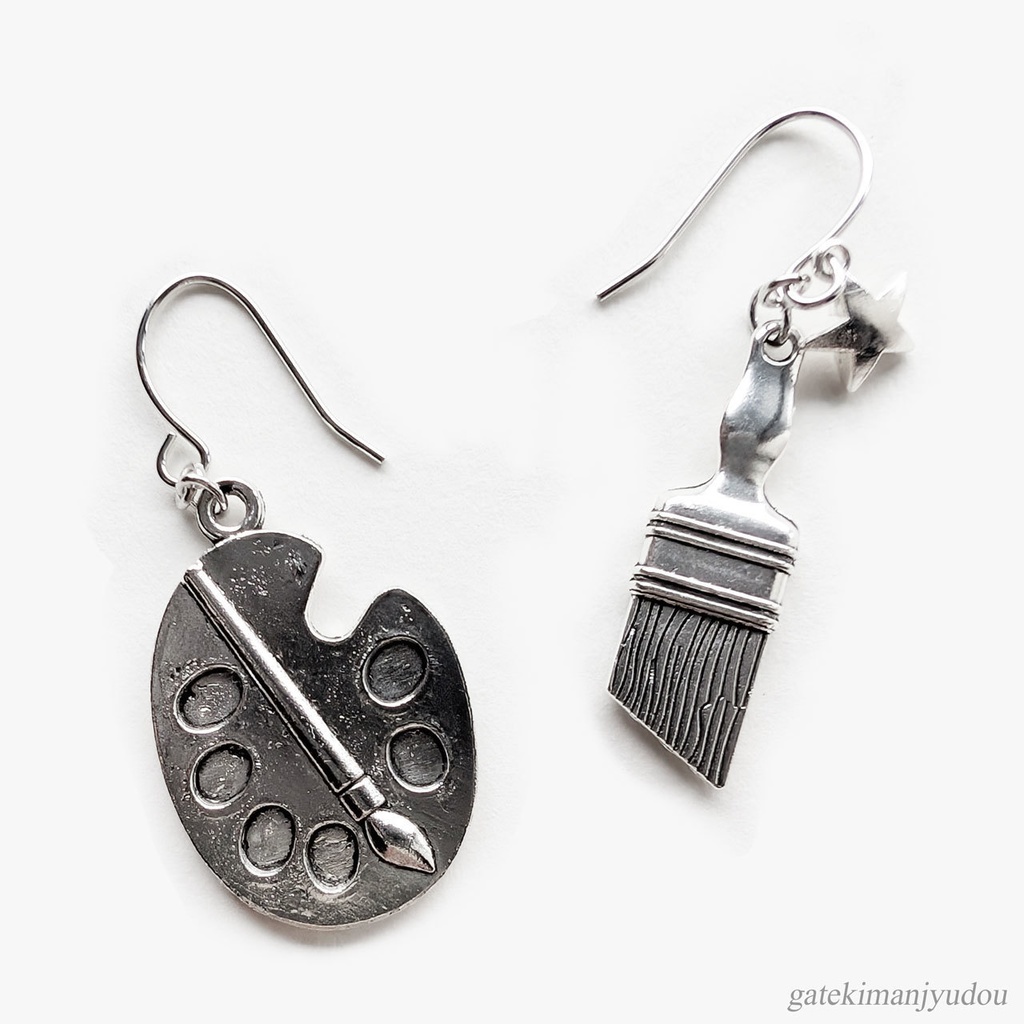 パレットと刷毛ピアス【イヤリング等変更可】