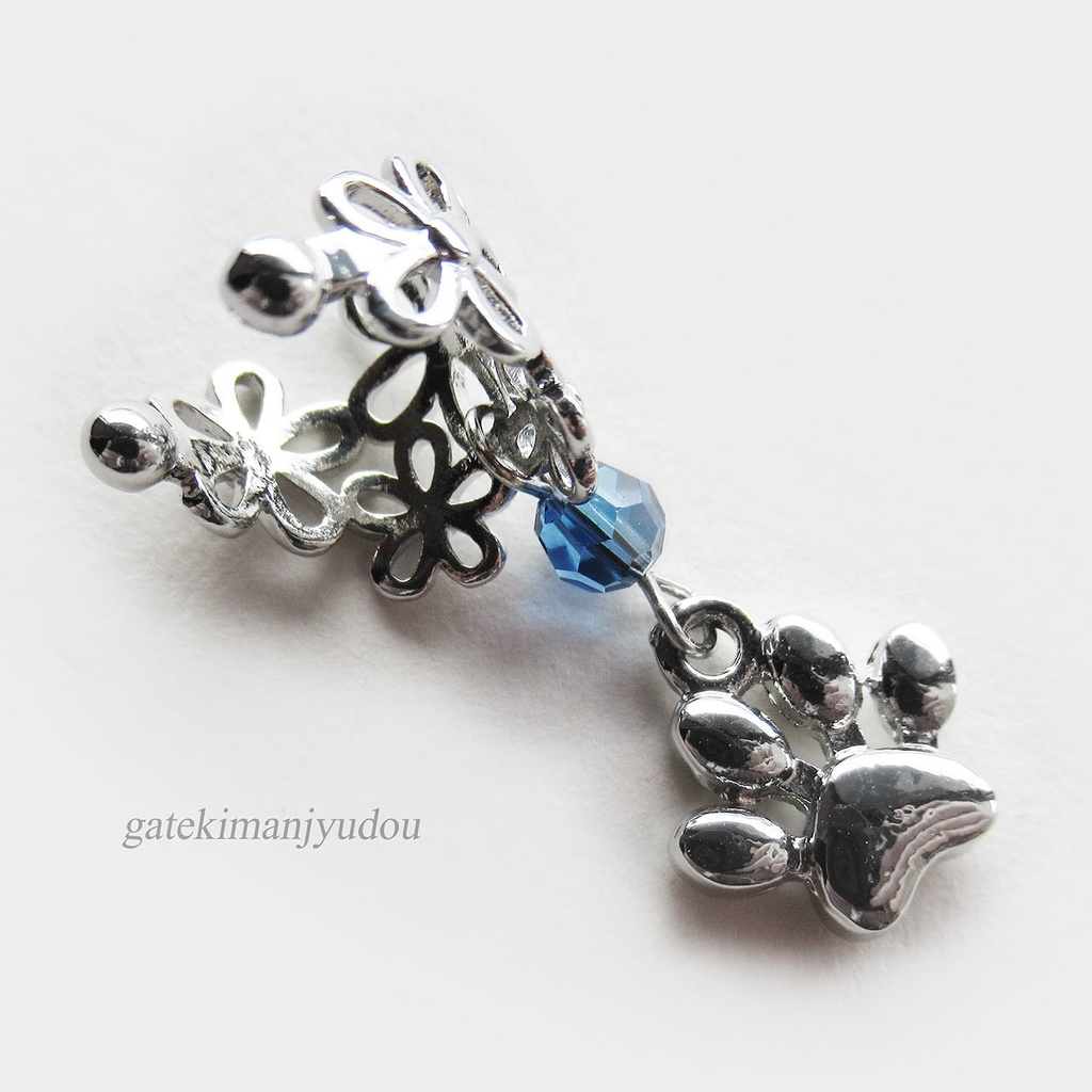 肉球と花のイヤーカフ【ビーズの色変更可】