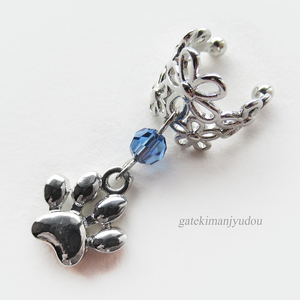 肉球と花のイヤーカフ【ビーズの色変更可】