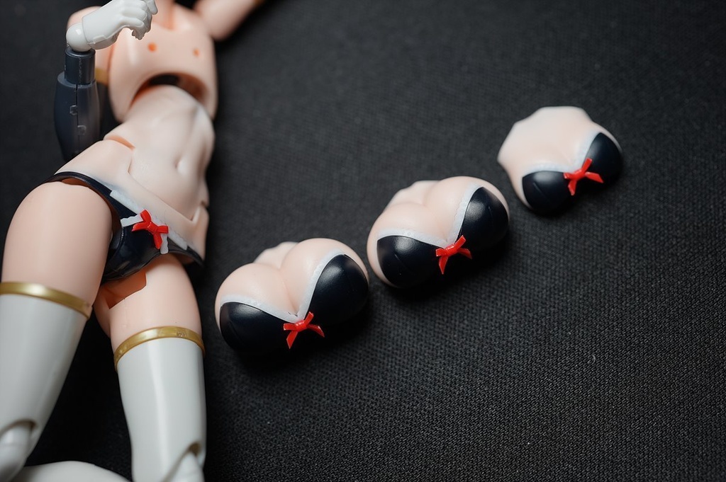 MSG body Blackランジェリーセット (Skin 選択)