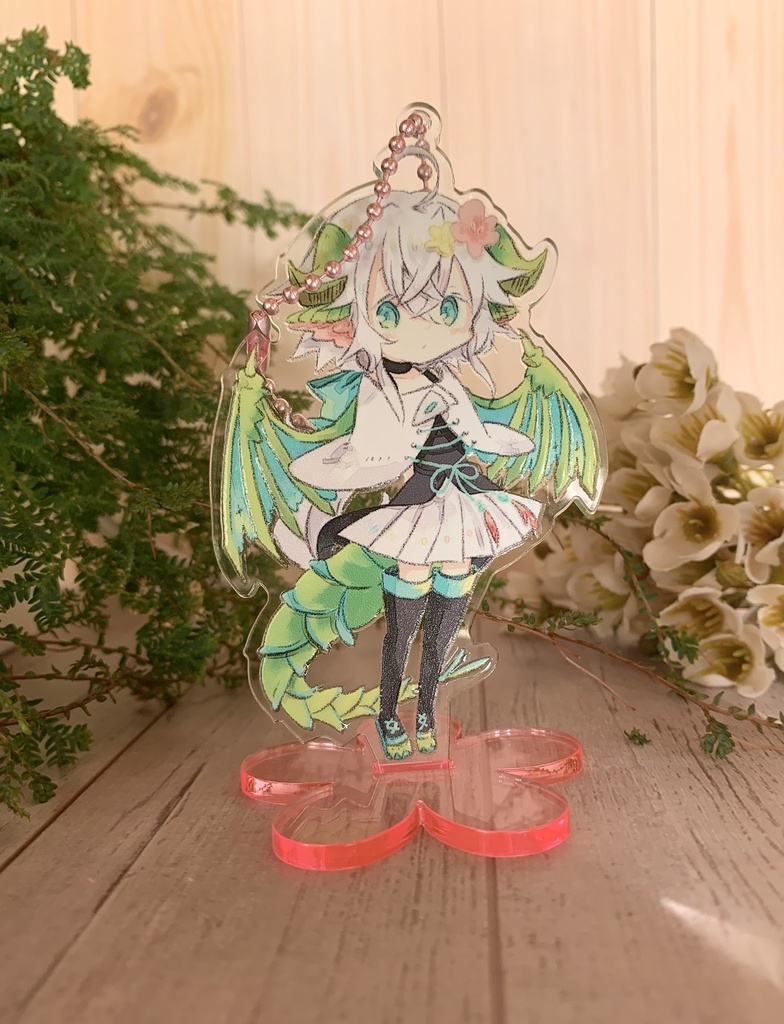 竜娘ティカ　アクリルフィギュア