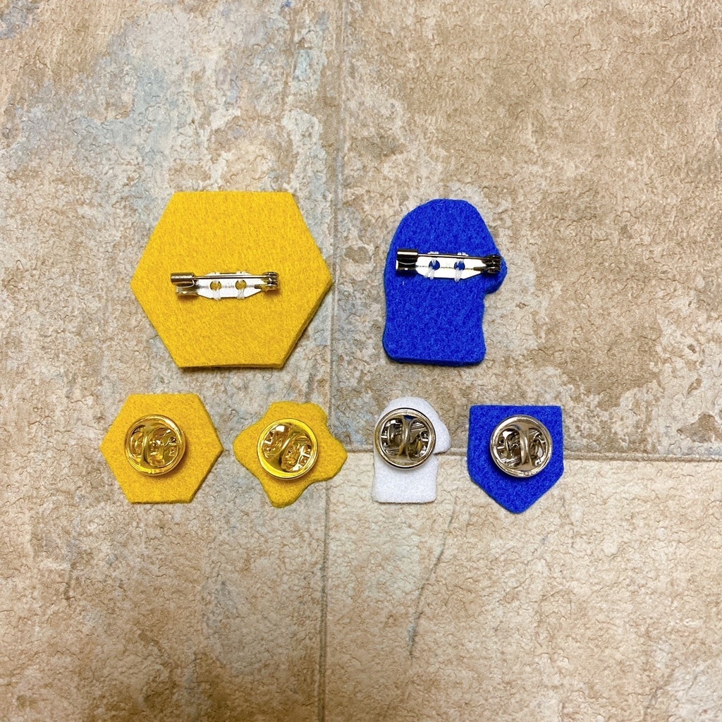 ピンバッチ&ブローチ