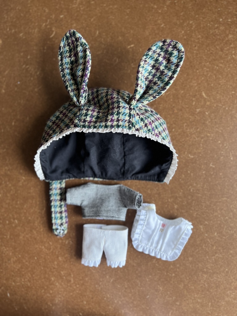 bunny ears houtfit