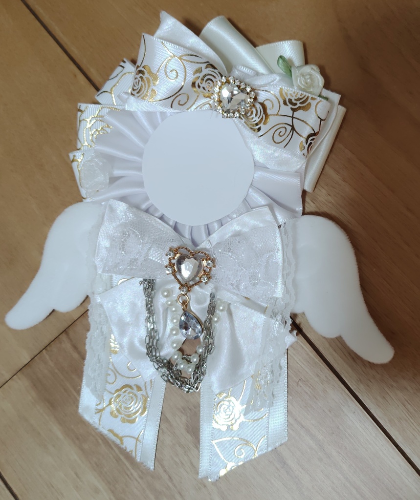 推し活 ゴールド ロゼット　ハンドメイド　痛ロゼット ホワイト