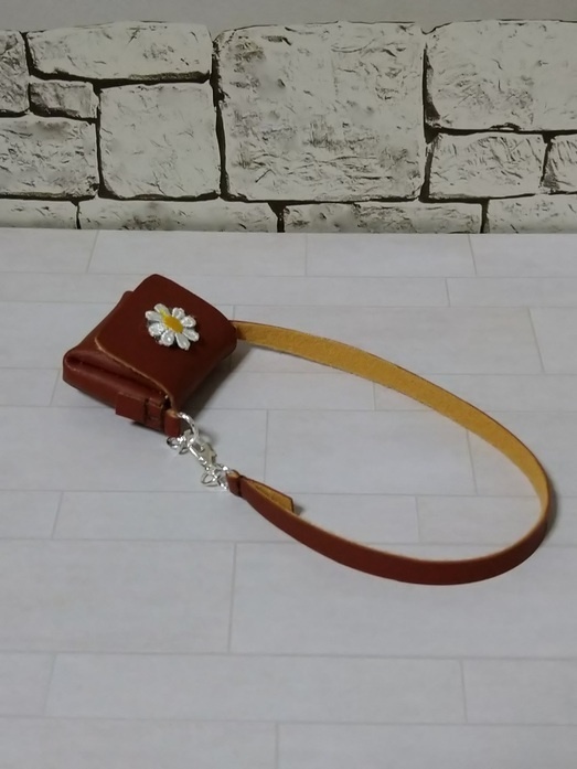 水玉レトロワンピース~スカートひらり軽やかに~