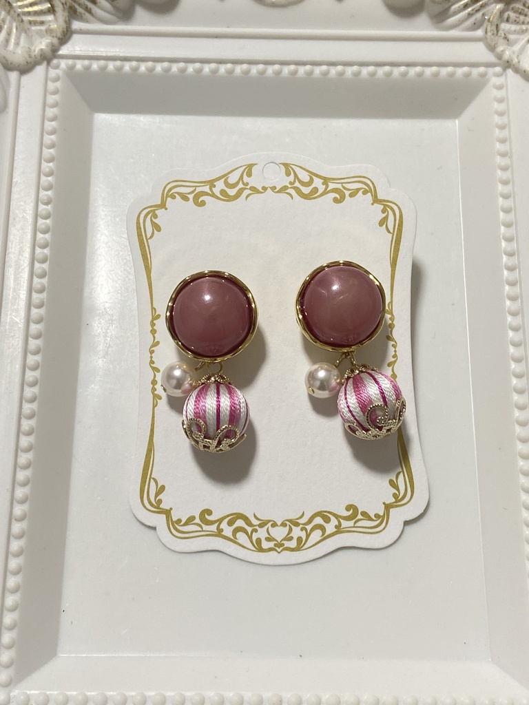 ブルーロック展 モチーフ巻き玉ピアス