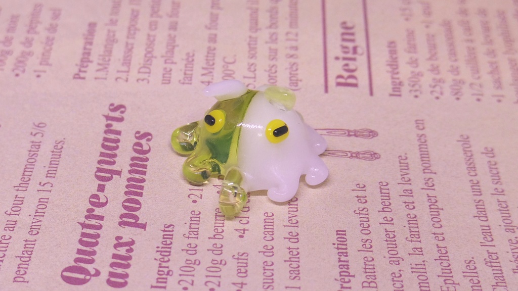 【メンダコフェア】ハーフ＆ハーフメンダコペンダント