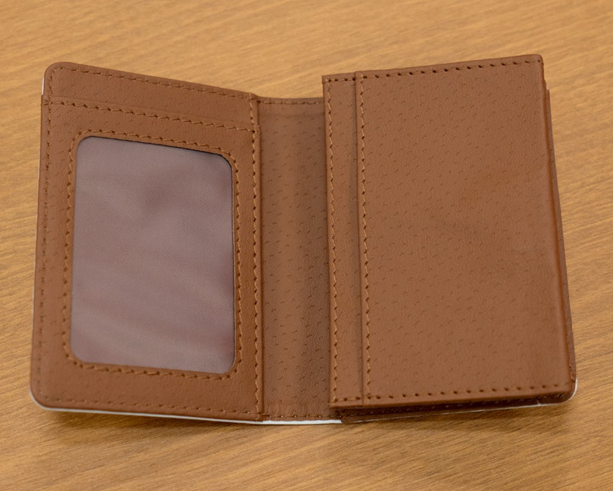 MIA 名刺入れ(白×黒)