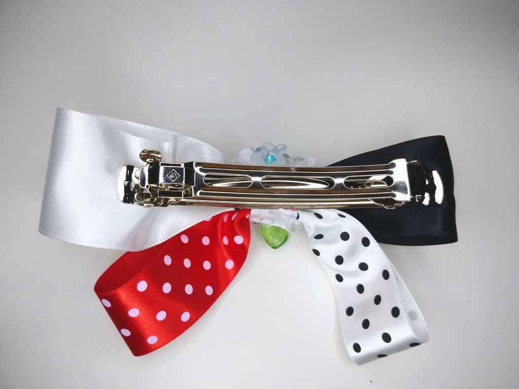 ヘアアクセサリー《色づく花束》