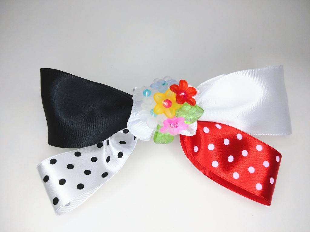 ヘアアクセサリー《色づく花束》