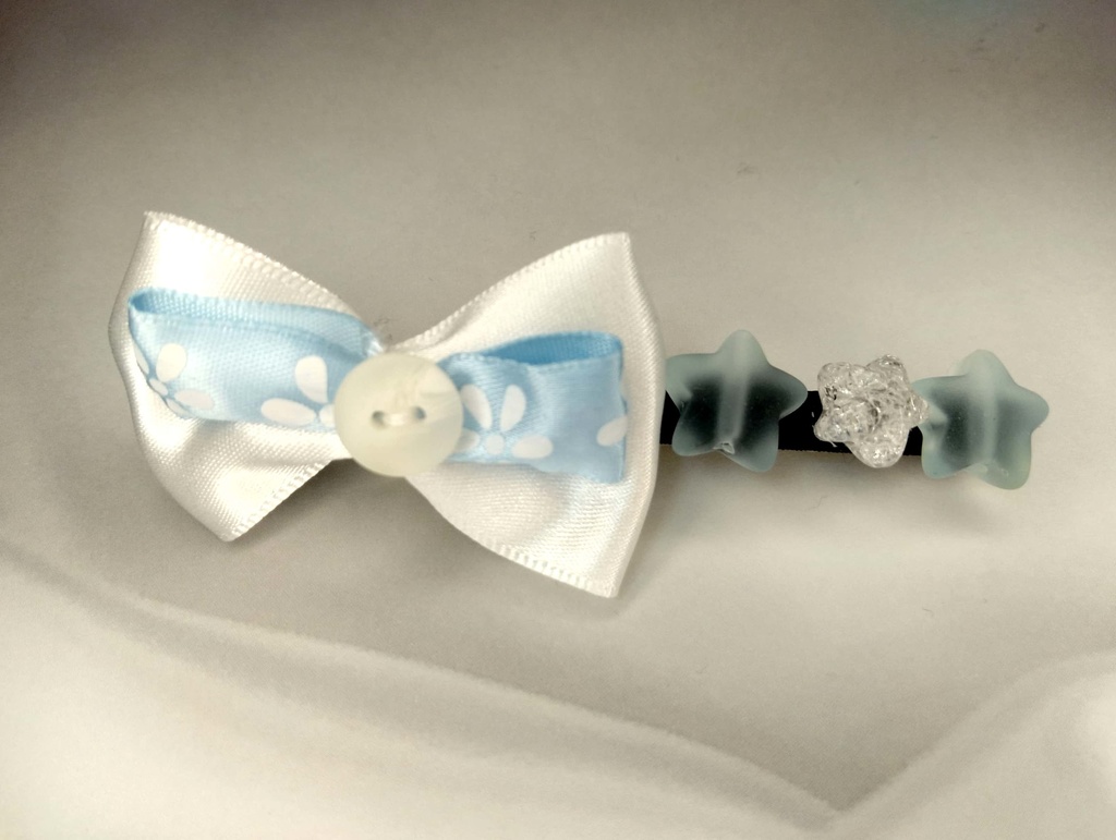 リボンヘアクリップ《空への小旅行》