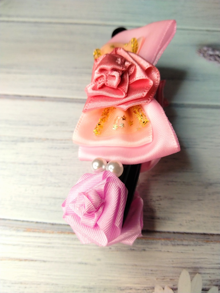 リボンバナナクリップ《マドモアゼル・ロゼ》