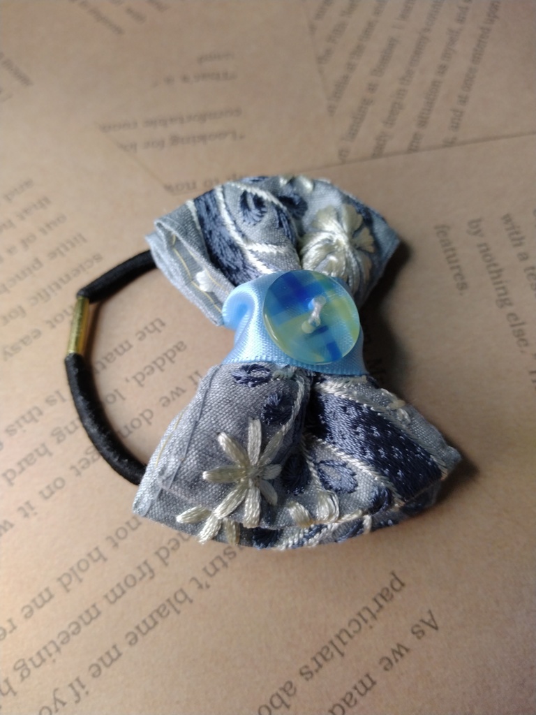 インド刺繍リボンヘアゴム《知性と品格》