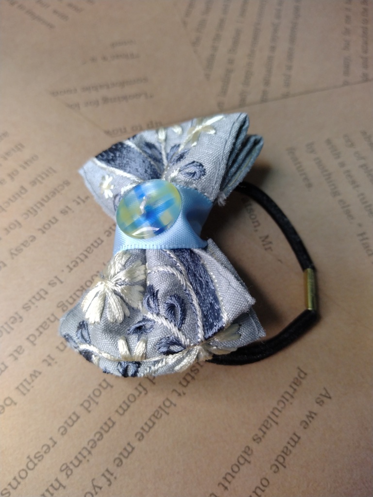 インド刺繍リボンヘアゴム《知性と品格》