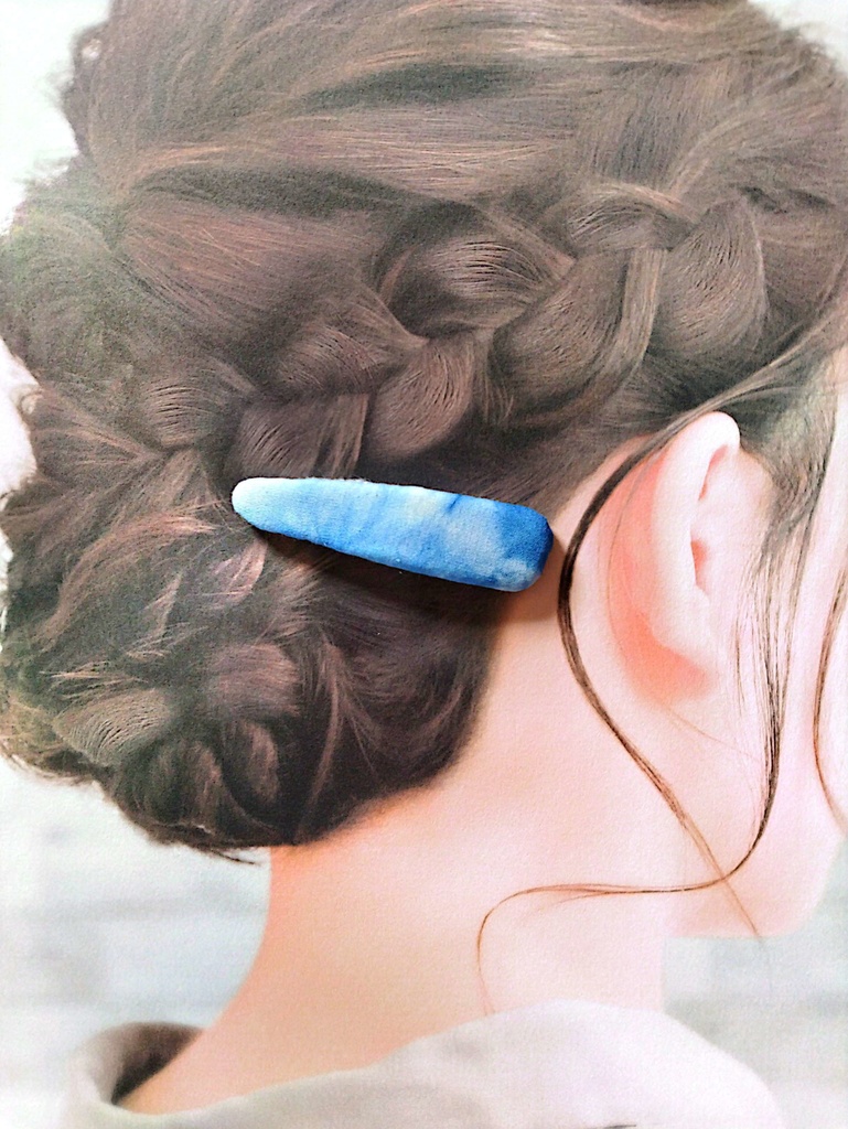 藍染めリボンパッチン留め《青天の黎明》