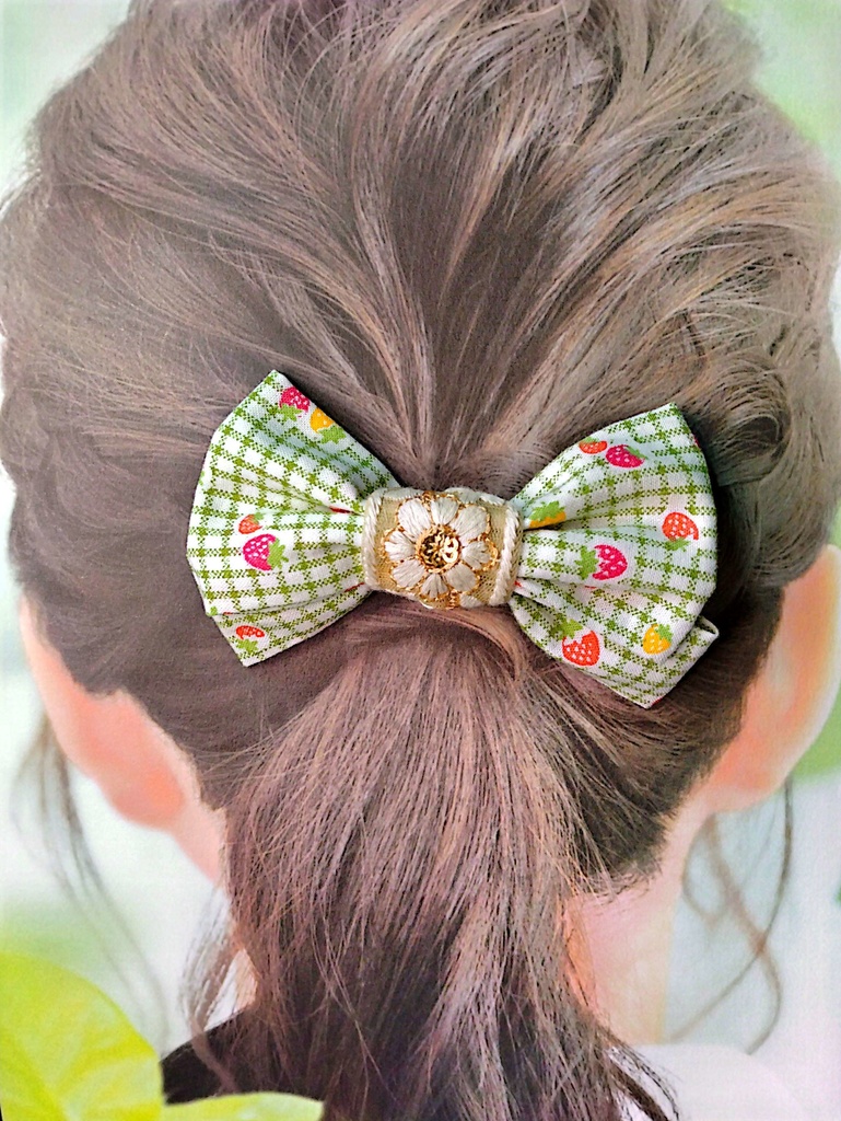 インド刺繍リボンヘアゴム《甘酸っぱい風を辿る》