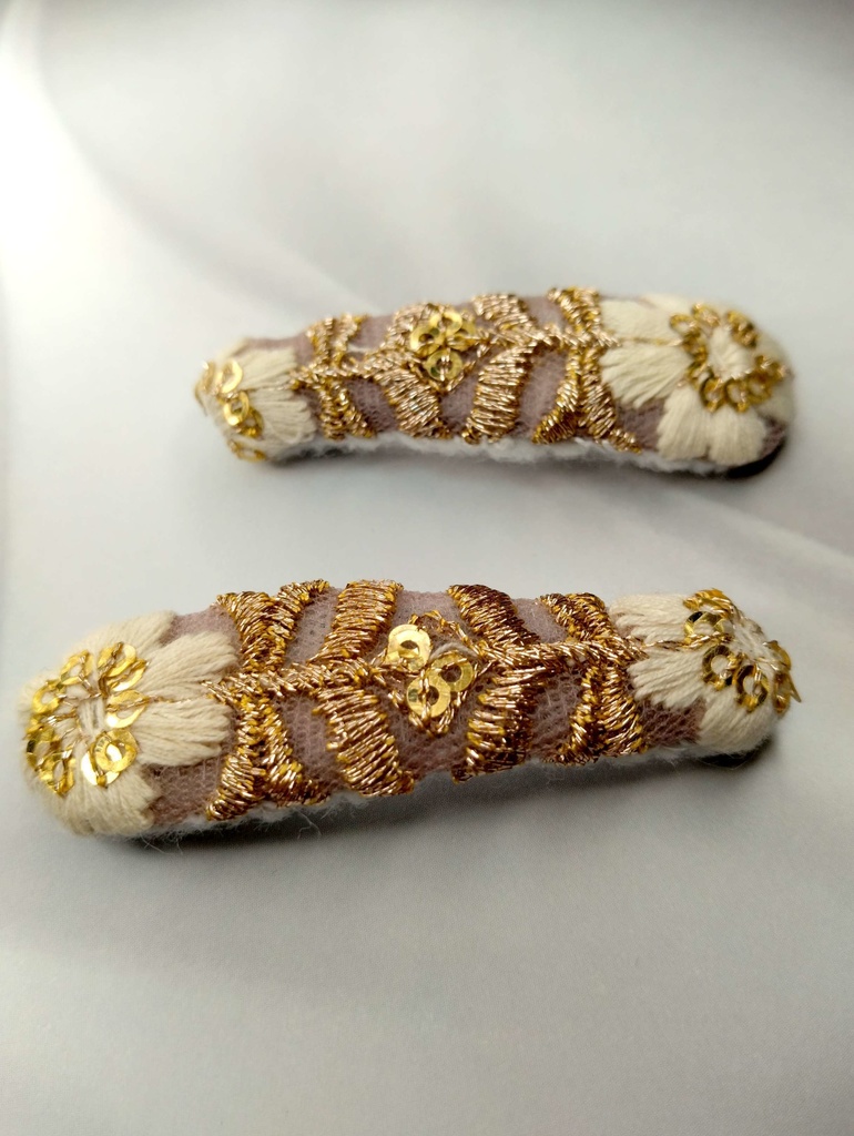 【2個セット】インド刺繍リボンパッチン留め《出会いと別れ》