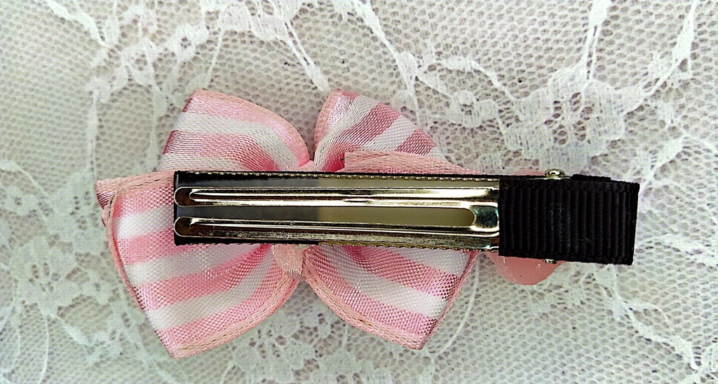 リボンヘアクリップ《ときめく条件》