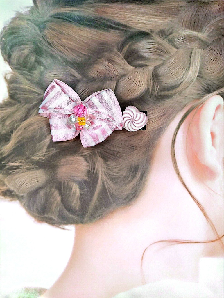 リボンヘアクリップ《ときめく条件》