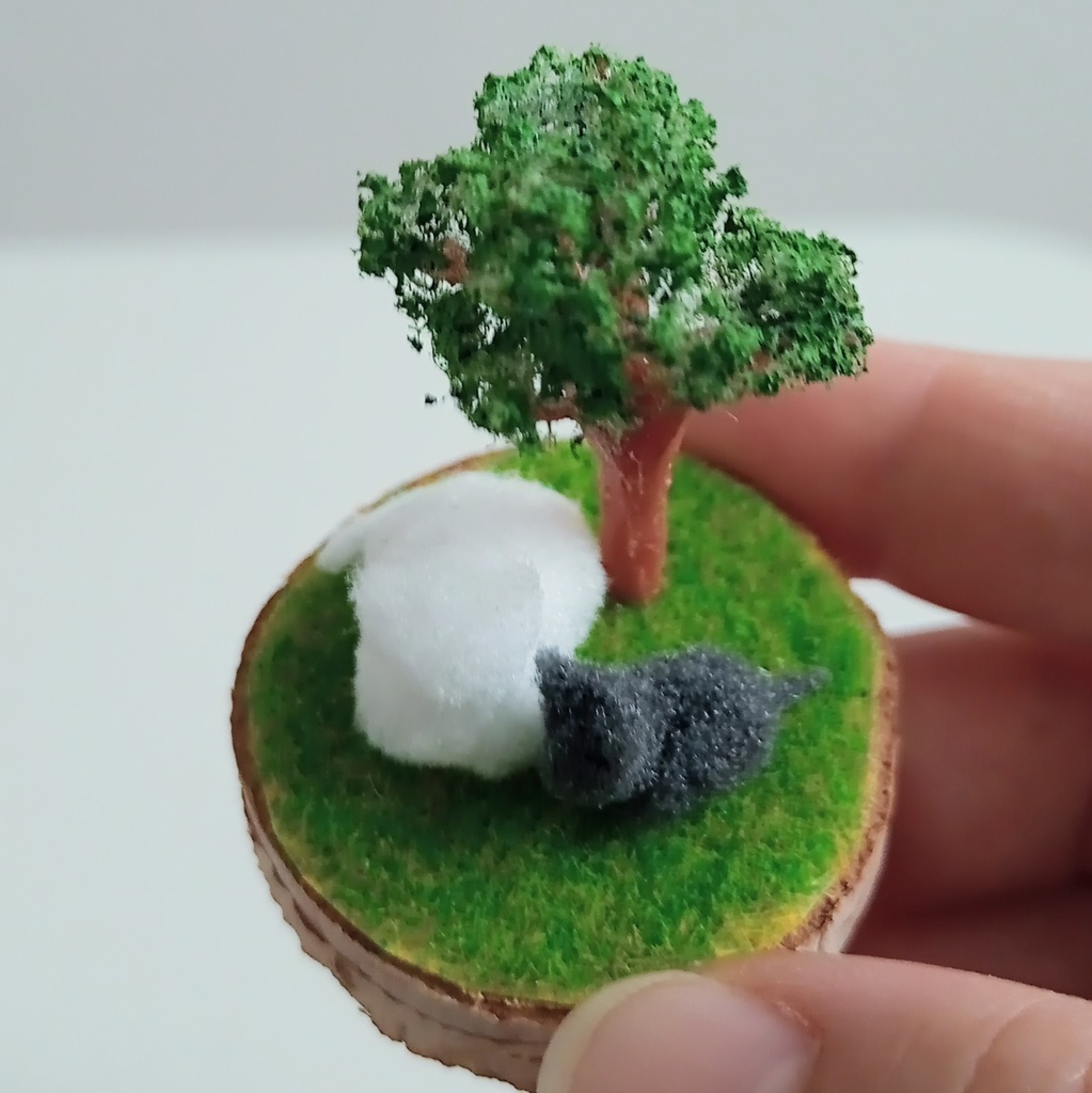 ミニチュア親子ネコ