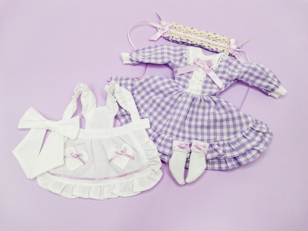 22cmサイズ ドール服 ギンガムチェックエプロンドレスセット