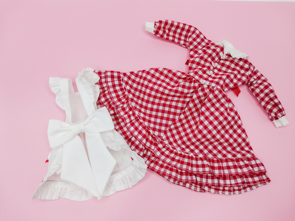 27cmサイズ ドール服 ギンガムチェックエプロンドレスセット