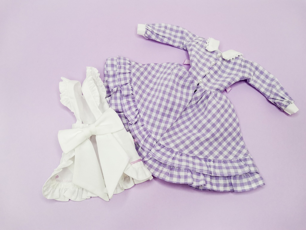 27cmサイズ ドール服 ギンガムチェックエプロンドレスセット