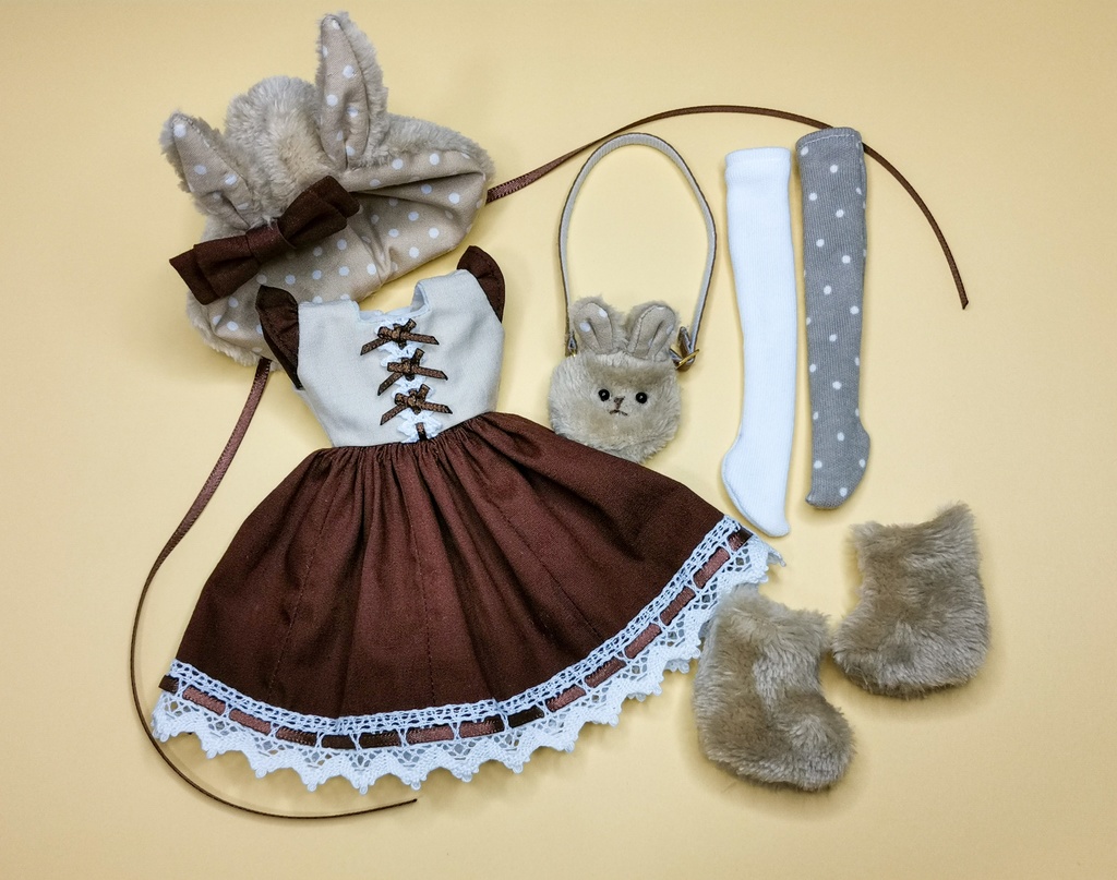 22cmサイズ ドール服 ふわふわうさぎさんワンピースセット